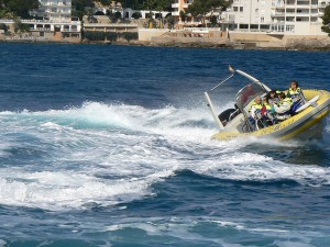 Im Speedboot durch die Bucht von Palma